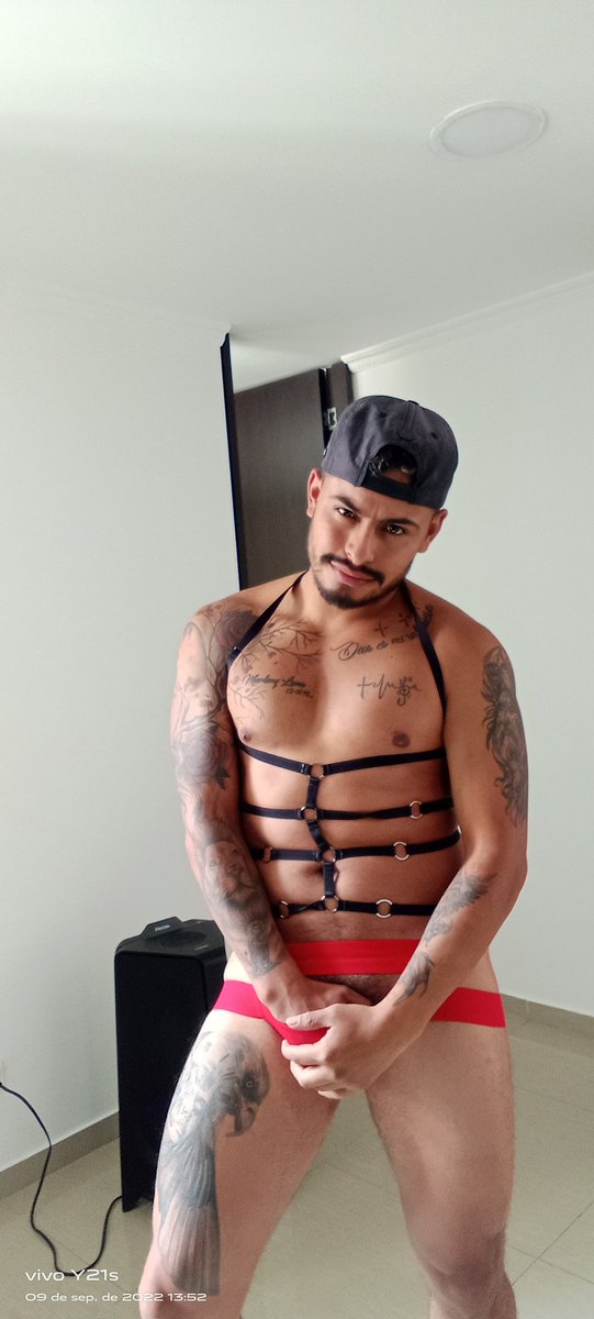 jdcluna's tweet photo. #hombreenlenceria #tattoo #gay #hombrescalientes https://t.co/AOWO2PFoTP