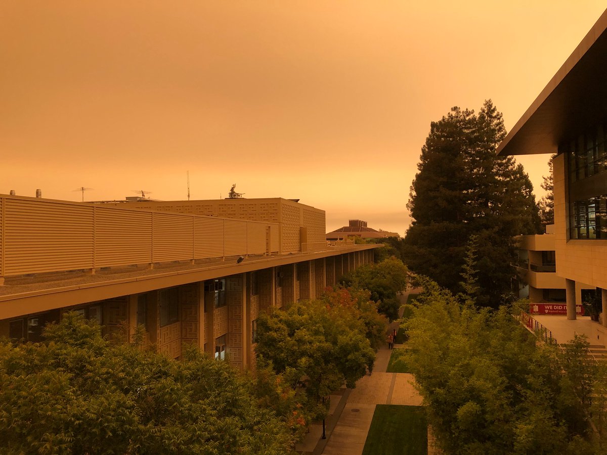 Two years ago today, it was Orange Sky Day at Stanford 😦