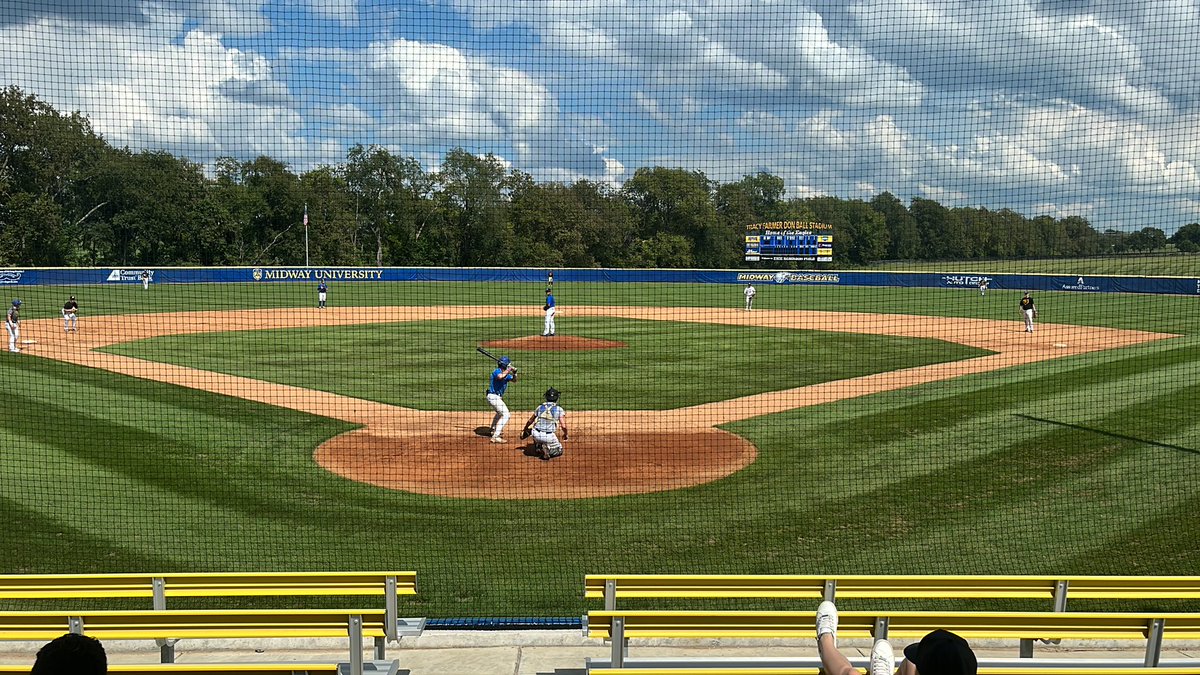First Intrasquad of the fall, come check out our #Eagles! #Team7