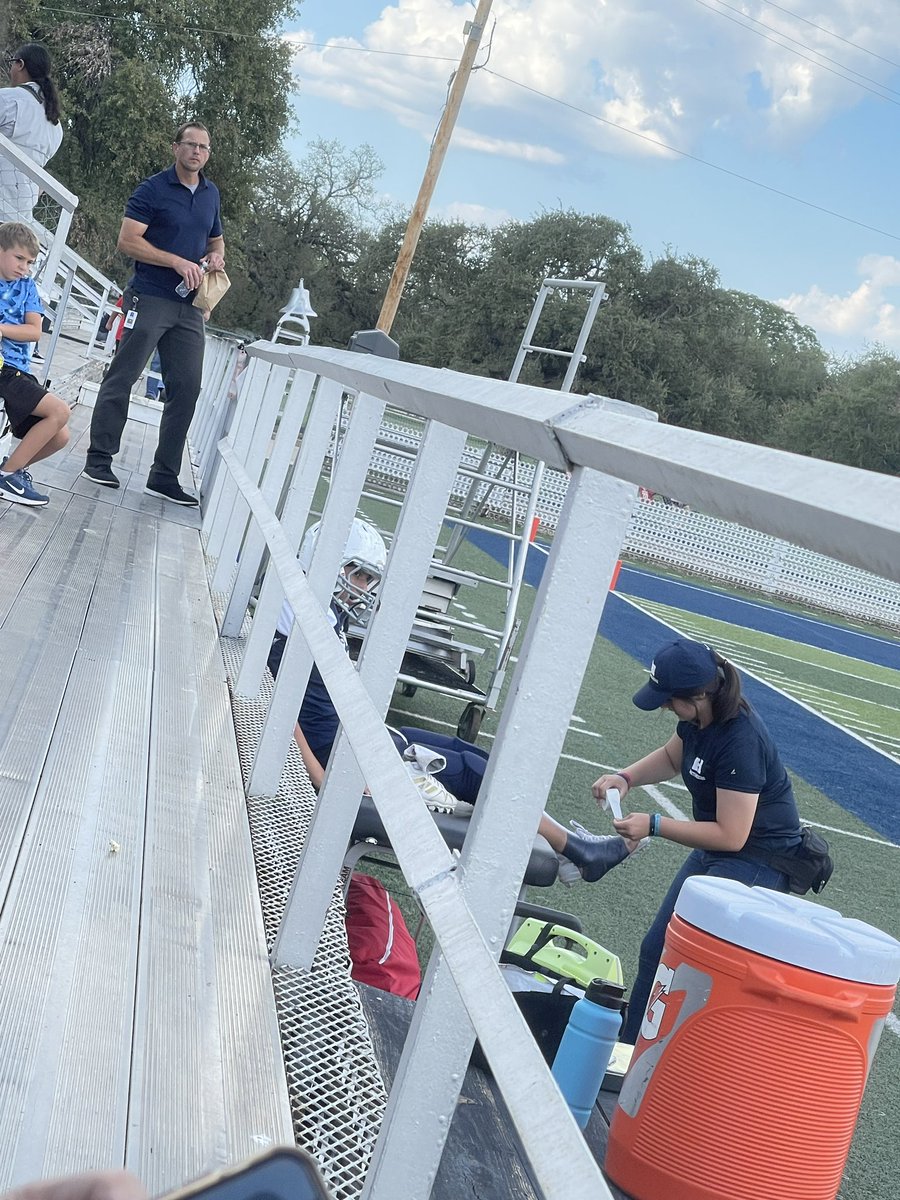 amandangreen17's tweet photo. @HondoSportsMed Thank y’all for helping Ryan out with his ankle yesterday 💙 https://t.co/7JwLlMx55E