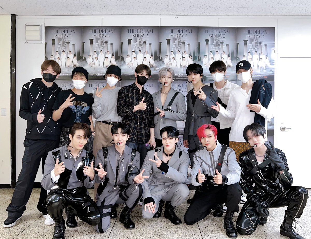 Jenoy's tweet photo. A wondrous dream filled the heart with joy, and the lovely people who came to support the Dreamers made things even better. I'm crossing my fingers that I'll get to perform with the rest of NCT on another occasion. But for the time being, allow me to be lulled in A DREAM. https://t.co/iIz5hrPnw5