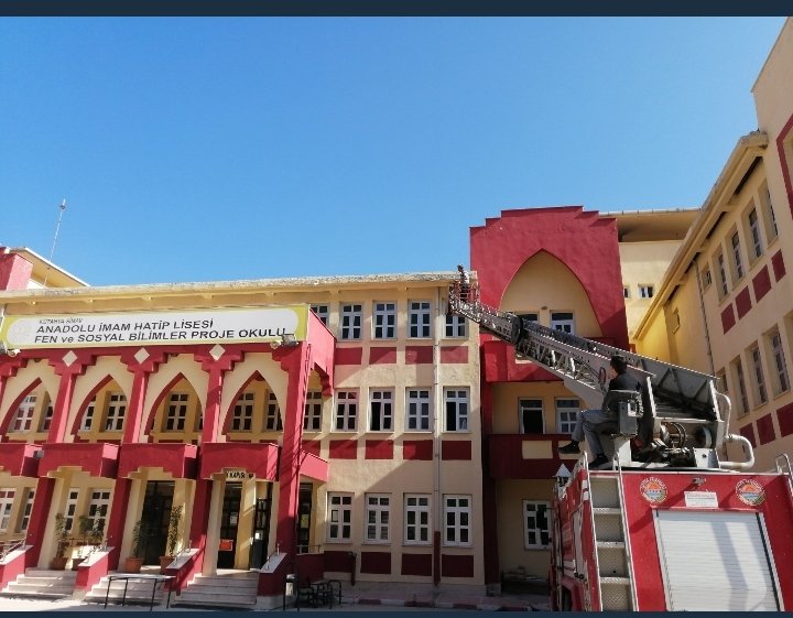 Simav_Aihl's tweet photo. Sevgili Öğrenciler, hazırlıklarımızı tamamladık hepimiz için yeni eğitim öğretim yılı hayırlı olsun.
@meb_dinogretimi @mehmetnezirg @BasyigitHasann @zorlubey1962 https://t.co/VXWru2tx3w