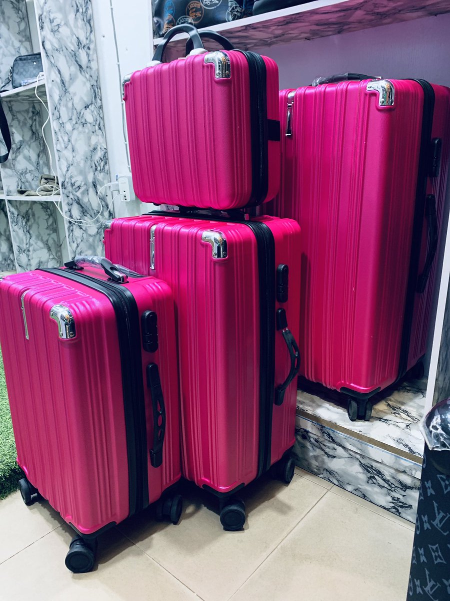 bexstanEmporium's tweet photo. Luxury luggage set 4 available in our store..
Price for the set= 45,000.
Big size= 17,000
Medium size= 15,000
Small size= 13,000
Kit= 7,000.
Dm to order via whatsapp https://t.co/kACU9Sra2F
We deliver nationwide🇳🇬..
#luxury #travels #vacation #japa #luggages #baggages https://t.co/u8nAW4XgkA