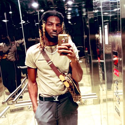 FameMcCalistar's tweet photo. #NewProfilePic https://t.co/uyhoP5AS3f
