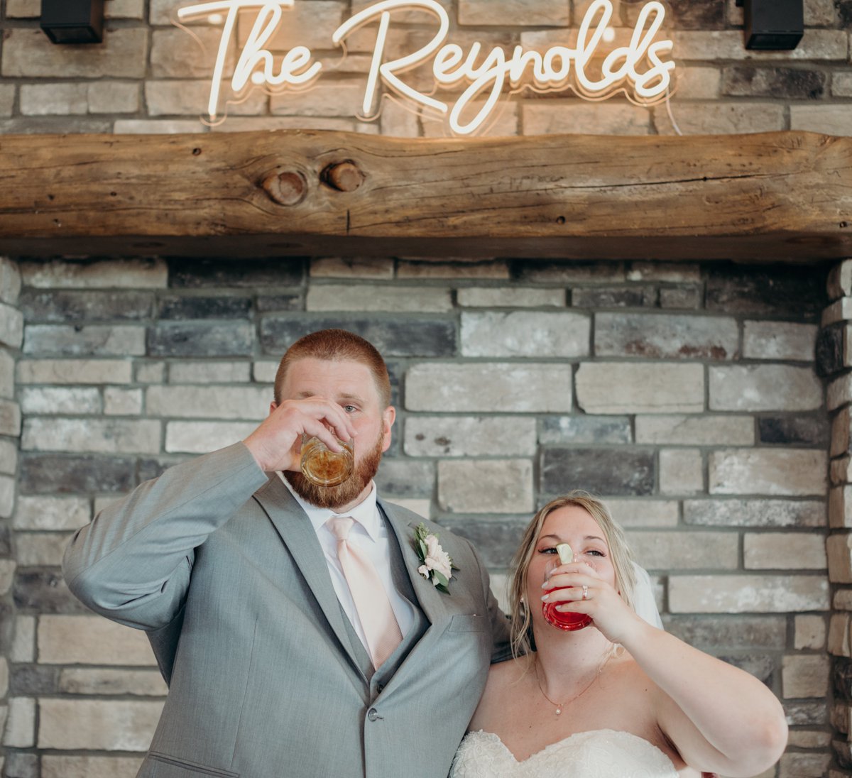 Cheers to many happy years! 🥂 🥂 

#weddinginspo #justmarried #newlyweds #denverwedding #austinwedding #denverbride #bonnieblues