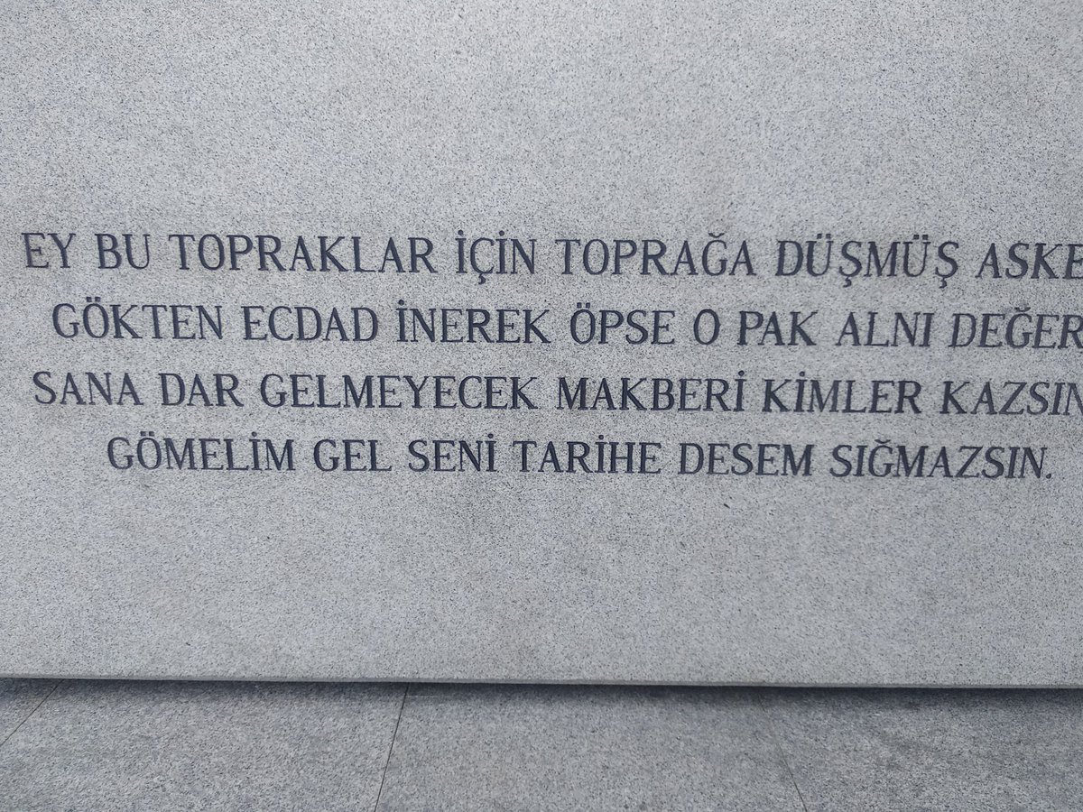 Çanakkale sehitler abidesi