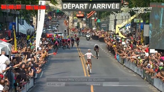 VeloFute's tweet photo. #QPCM 🇨🇦STRATOSPHÉRIQUE 
@BenoitCosnefroy 🇫🇷 !! 

Quelle giclette a 2km de l’arrivée et quelle victoire en solitaire. En patron, le français remporte sa 2e classique WT après la Bretagne Classic l’an dernier. 🔥 https://t.co/2lhrYck2Sj