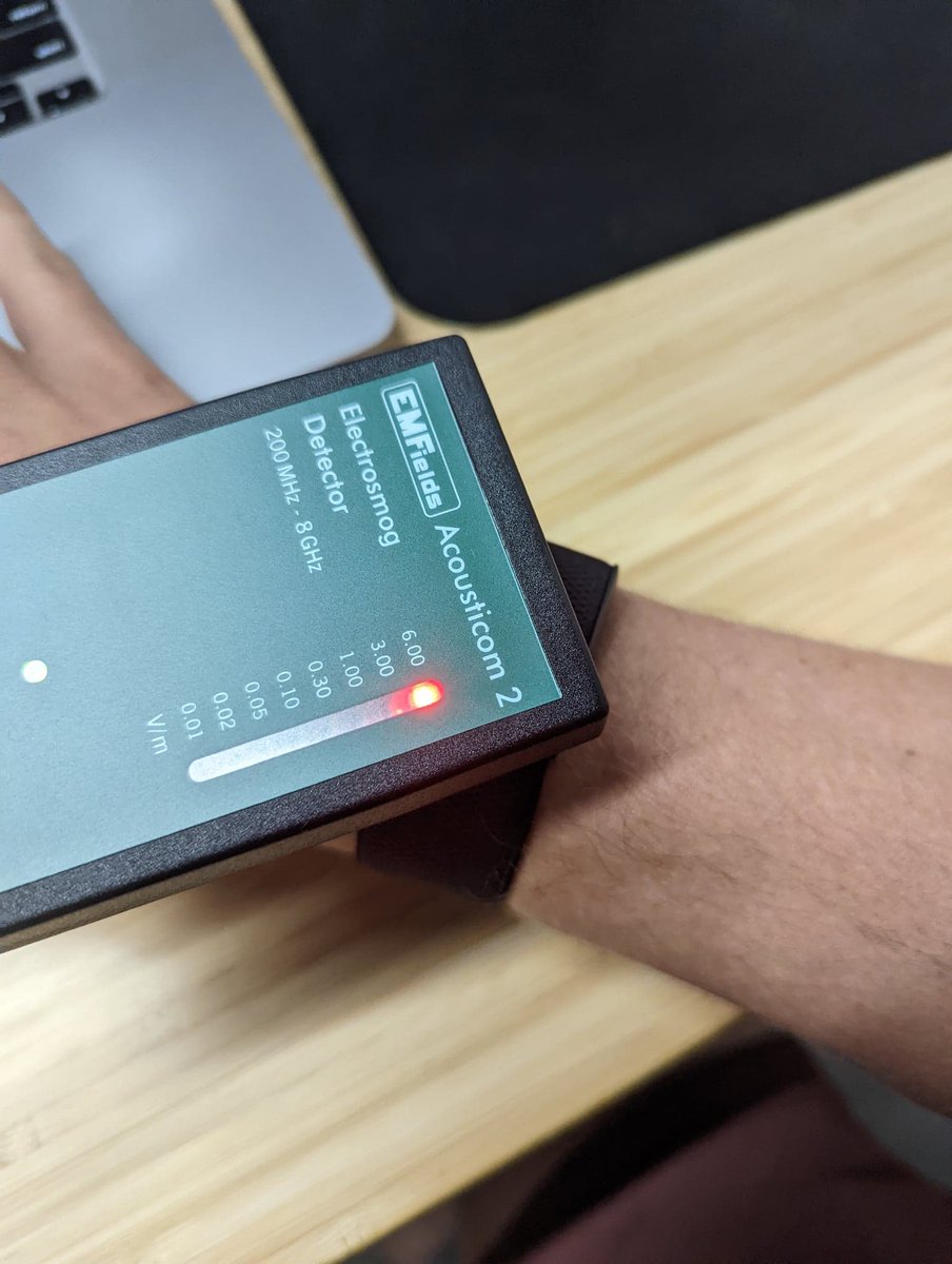 arthurcmenard's tweet image. .@whoop are you working on a feature to put the band in airplane mode? Or could you automatically turn off phone connection when sleep is detected? Crazy amounts of EMFs emitted by the device which tons of studies show is impacting sleep quality. @getlambs can help solve this too