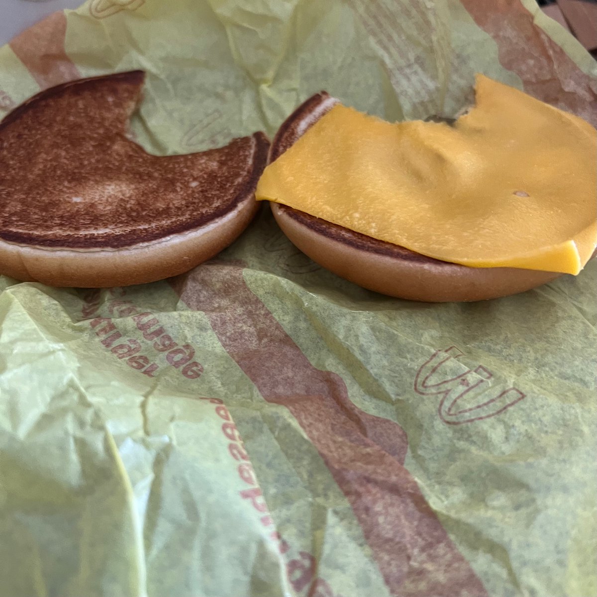 electricbuddha's tweet photo. Hey @McDonalds the bun to meat ratio is off the charts in my cheeseburger.

But I guess I’m having grilled cheese for lunch?  😆 https://t.co/PTbiXcKWtg