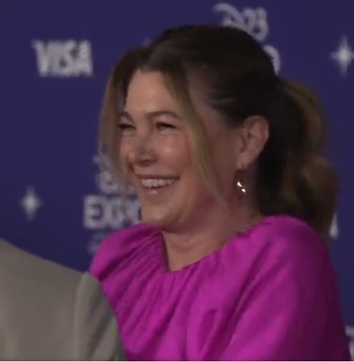 merdersuniverse's tweet photo. simplesmente Ellen Pompeo e Patrick Dempsey fazendo um ao outro morrer de rir https://t.co/NqTOvR8Ygr