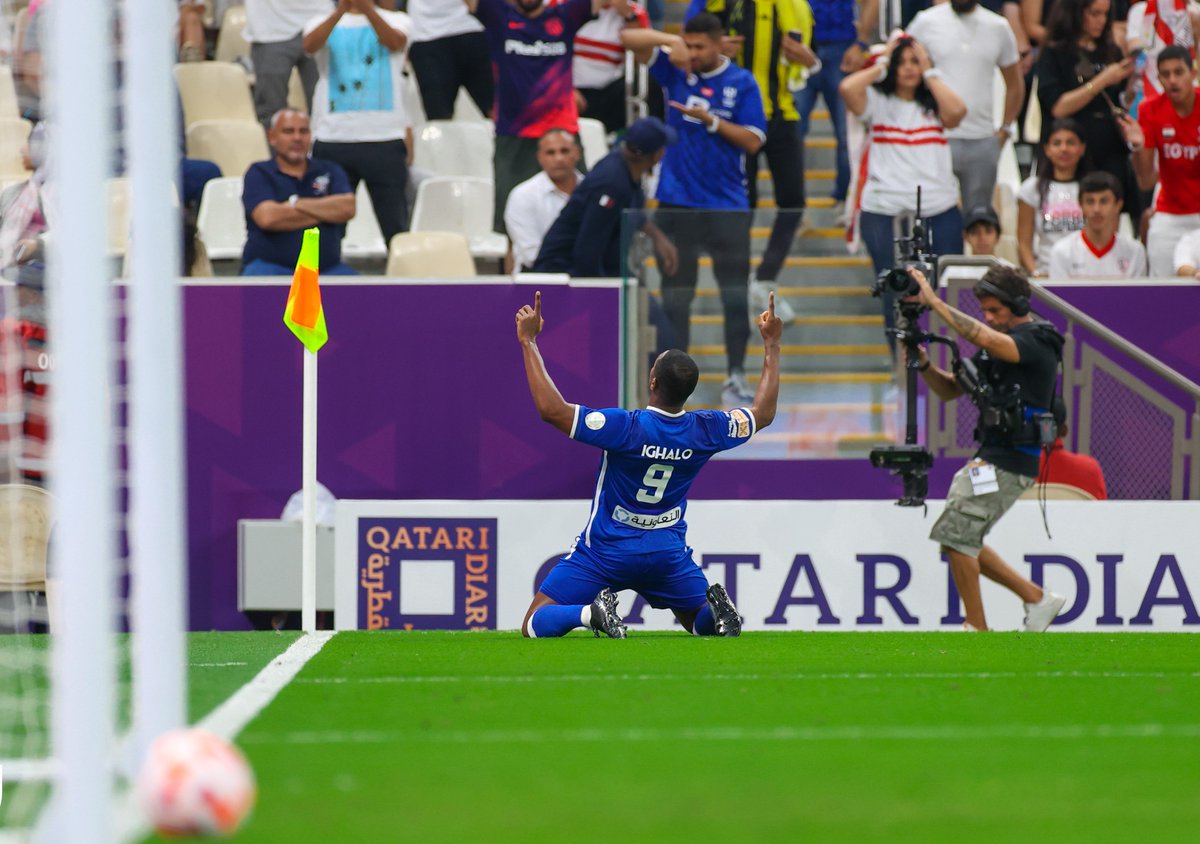 beINSPORTSNews's tweet photo. 🚨 عاجل | الهلال السعودي@Alhilal_FC يتوج بلقب #كأس_سوبر_لوسيل بفوزه بركلات الترجيح 4 - 1 على الزمالك المصري@ZSCOfficial  بعد نهاية الوقت الرسمي بالتعادل 1 - 1 https://t.co/hhnrJEC29Z