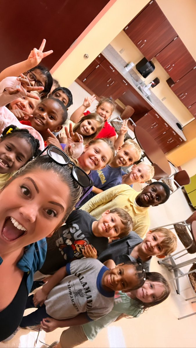 Brooke Gudgell tweet media