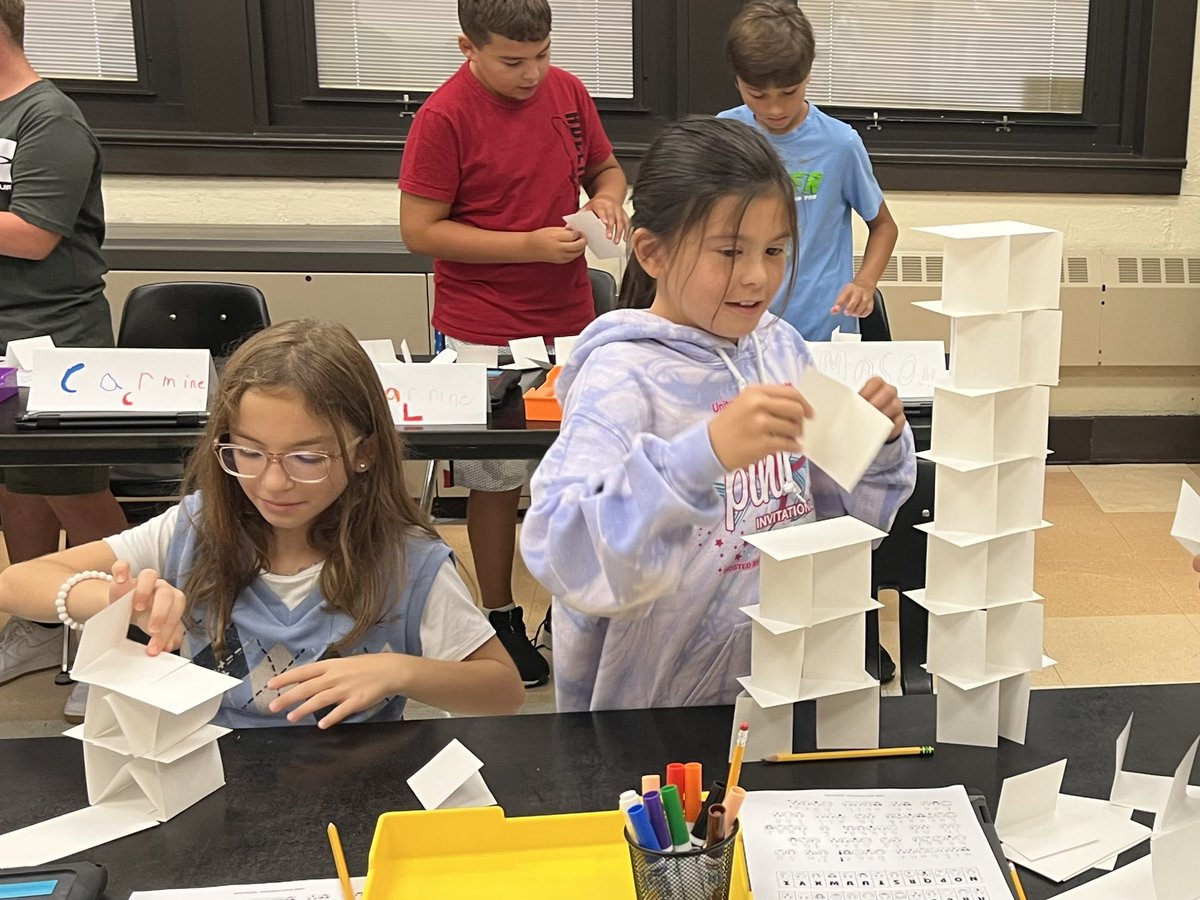 Mrs. Arena tweet media