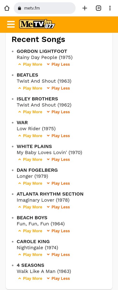 VenusInMomJeans's tweet photo. #BackToBackSnack on 87.7FM @MeTVFM #Radio at 3pm daily
#TwistAndShout sung by the #IsleyBrothers (1962) and by #Beatles (1963). The first number one hit for the #Isleys. Their '70s music has my jams. #JohnLennon sang lead for the Beatles in one take because he gave it all he had. https://t.co/xRU01vh4C1