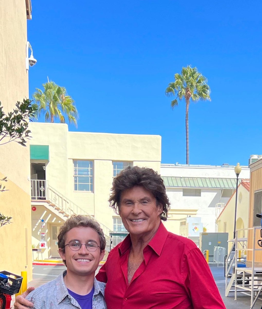 DavidHasselhoff's tweet photo. I had fun on the Goldbergs, went back to the 80s, did two episodes looking forward.  Tune in on 9/28 and 10/12! #TheGoldbergs https://t.co/IRcpShSjNe