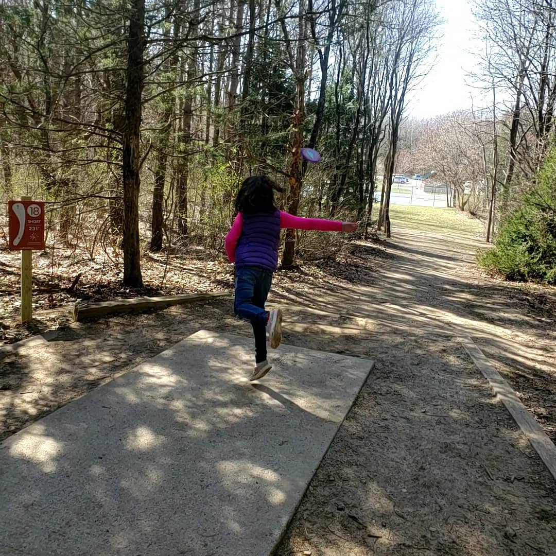 InfraredRosesTV's tweet photo. Bug tournament weekend! Defending my Kalamazoo Championship Saturday trying to lay claim to the Parchment Championship Sunday!
#discgolf #getoutandthrow #KAces https://t.co/WLMuj0oHMX