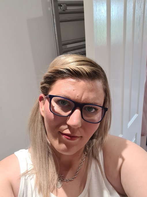 hey you lovely people come check out my page ❤❤ subs for free👇👇👇 https://t.co/tqSHUbSYrH https://t.c