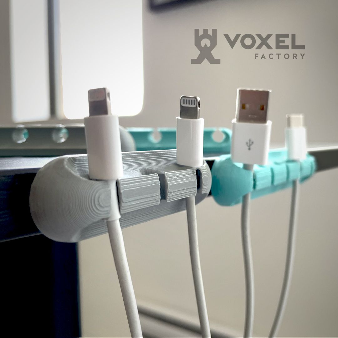 VoxelFactory's tweet image. Cable management 🔌 
Material: Polyflex TPU90 Grey &amp;amp; Teal
Time: 3h30 Grey, 5h45 Teal
Temp: 230/50
Printer: #Prusa i3 MK3S+ (the + is more reliable if you use flexible materials for printing)
Design : Caban (Karl Napp) on @thingiverse 
 #3dprinted #3dprint #3dprinter  #3dprinting