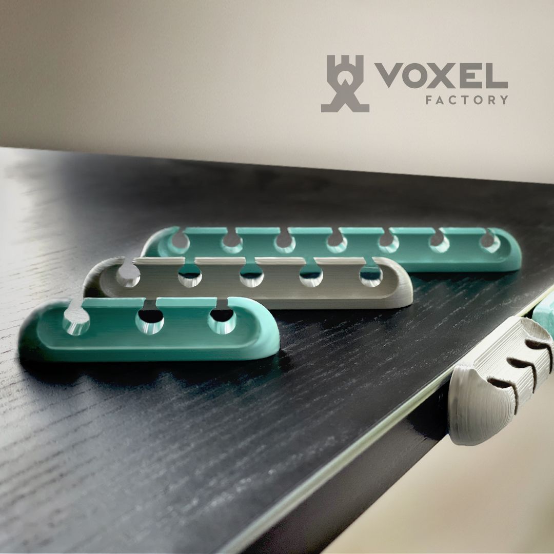 VoxelFactory's tweet image. Cable management 🔌 
Material: Polyflex TPU90 Grey &amp;amp; Teal
Time: 3h30 Grey, 5h45 Teal
Temp: 230/50
Printer: #Prusa i3 MK3S+ (the + is more reliable if you use flexible materials for printing)
Design : Caban (Karl Napp) on @thingiverse 
 #3dprinted #3dprint #3dprinter  #3dprinting