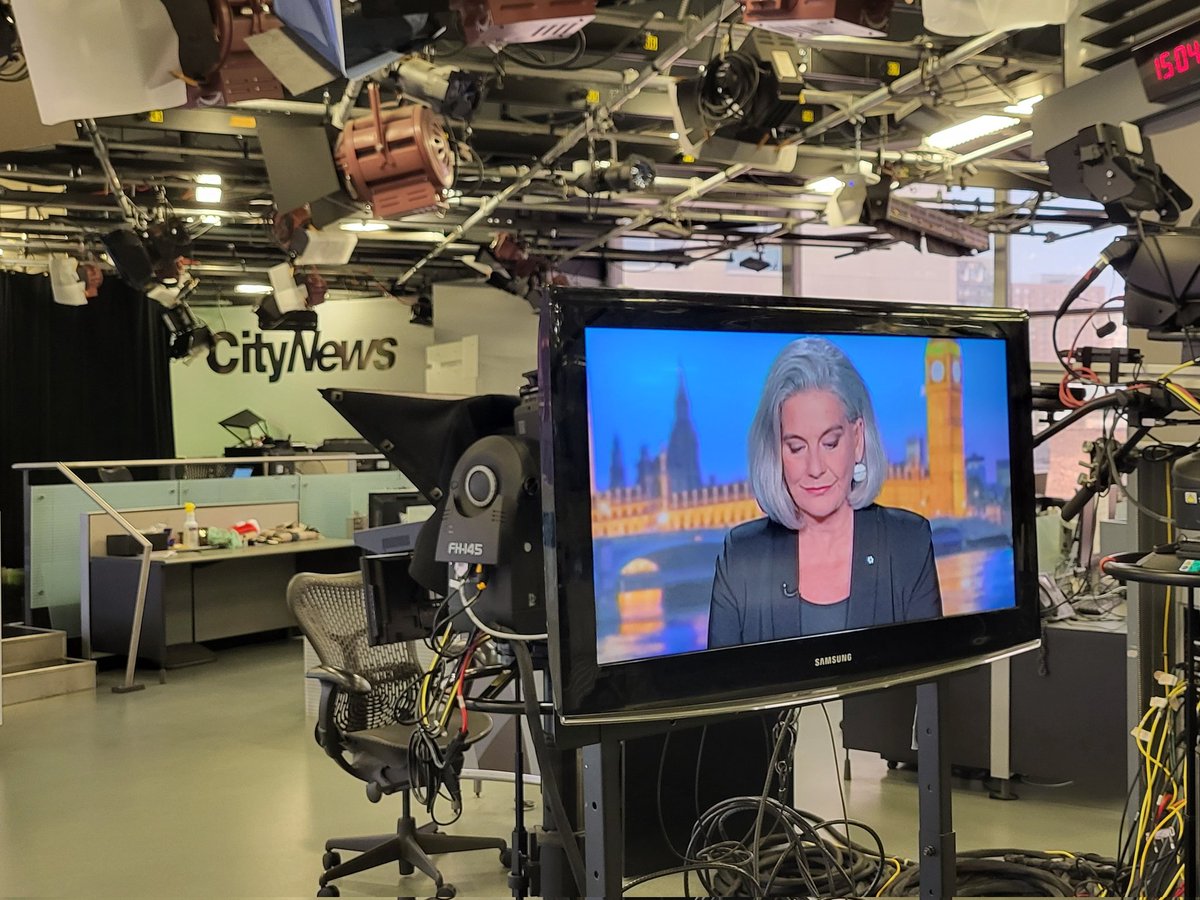 meldug's tweet photo. She's back, baby! @LisaLaFlamme_ @CityNewsTO https://t.co/fum1U7qc4o