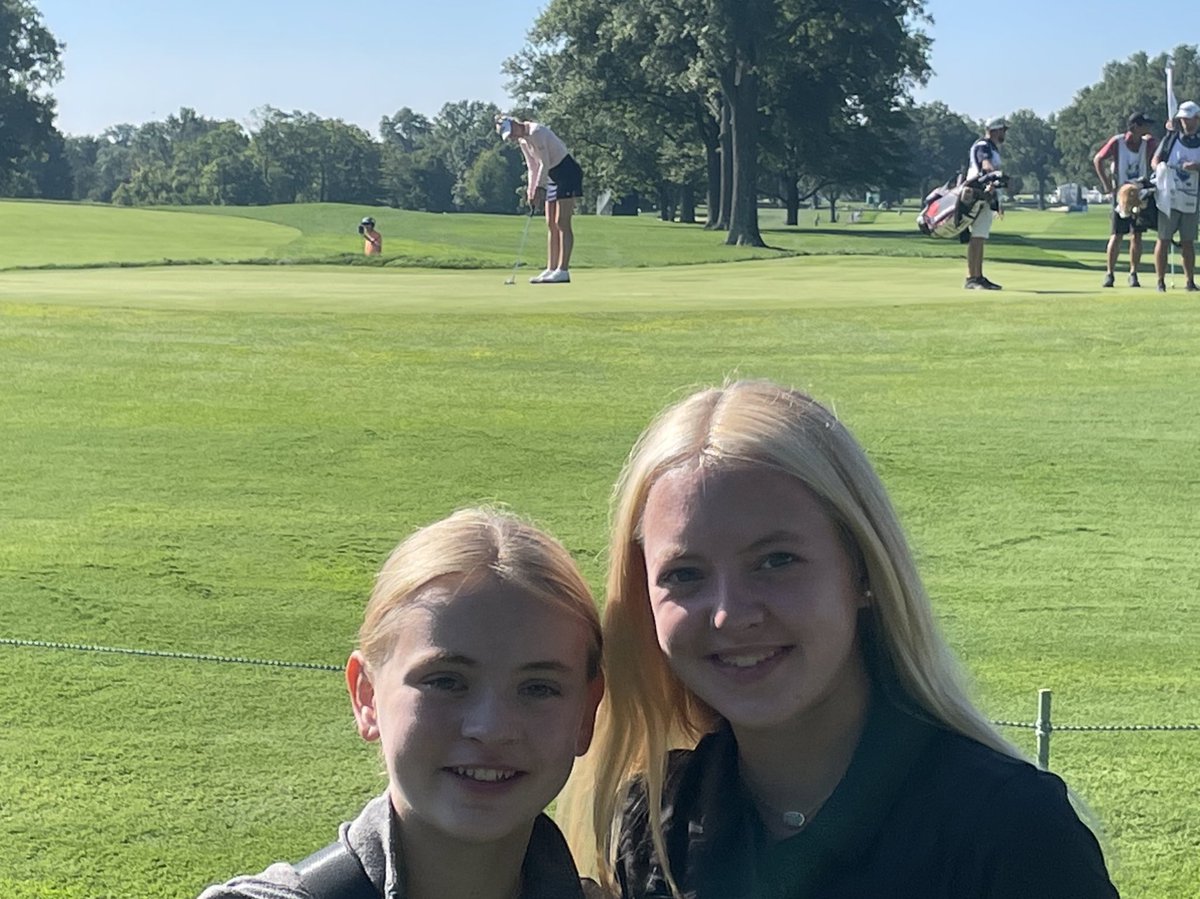 sydneydodds01's tweet photo. I had a great time at the @LPGA event today!! Thank you @USGAMike  for helping me meet @Lexi and @Thejessicakorda it was so much fun getting to watch them play today! https://t.co/OMoGAbbee0