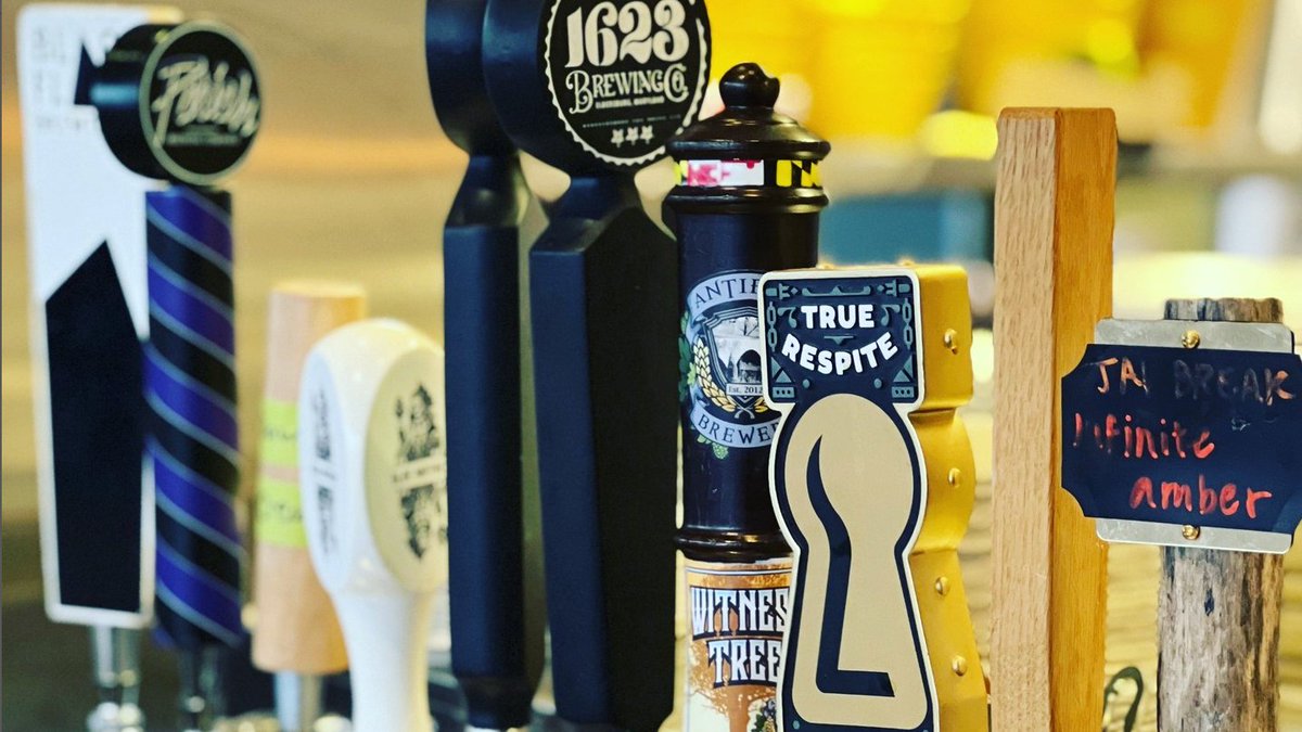 Showroom21701's tweet photo. 🍻🍺🍻 Come in off the street...

Our Beer Week Menu is back Saturday September 10 -- All Day.

$45 Pre Fixe Menu with:
• Choice of Appetizer
• Choice of Entrée
• Two Beer Pairings
• Sea Salt Chocolate Chip Cookie

#bryanvoltaggio #downtownfrederick #frederickbeer https://t.co/fEtM50E5y8