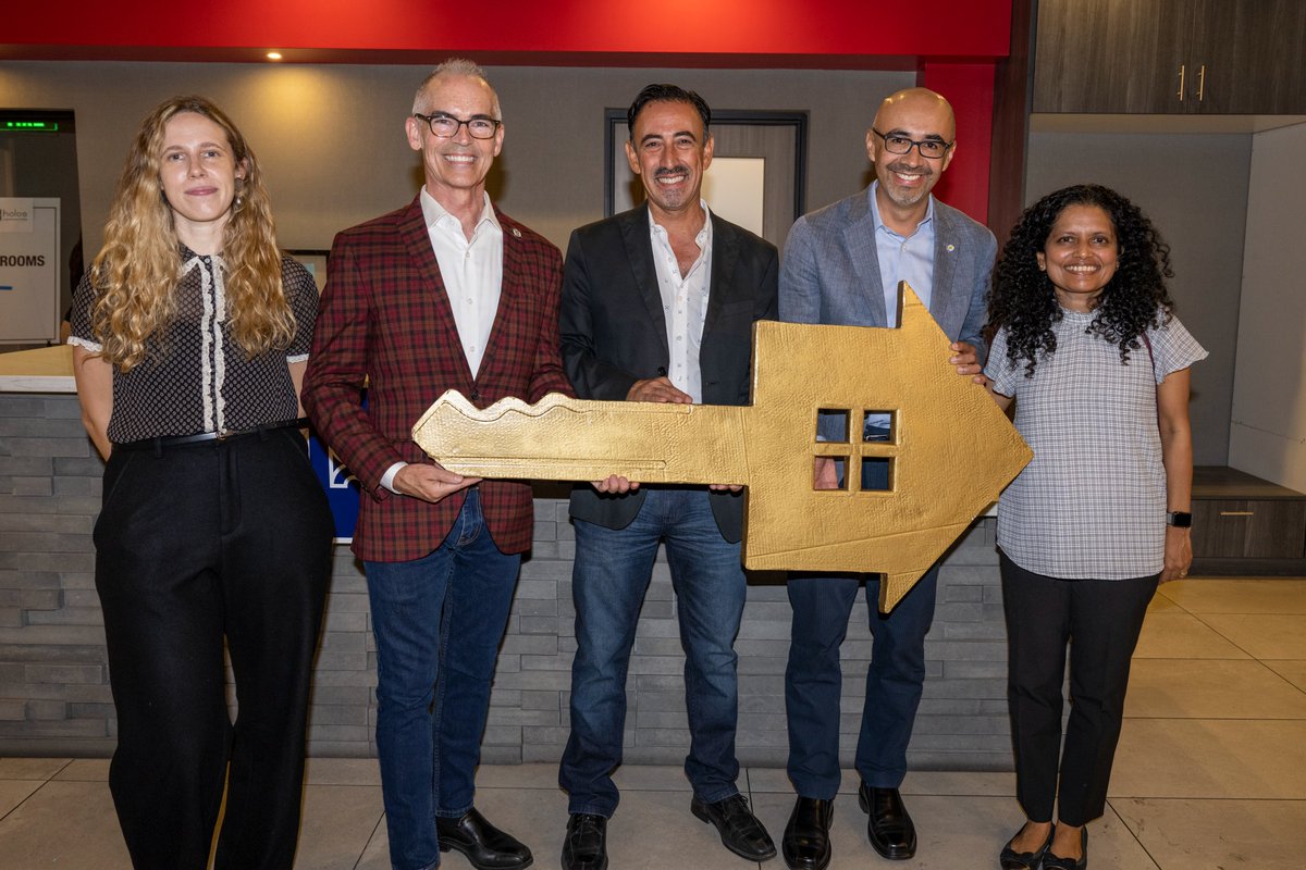 WeAreHolos's tweet photo. Holos CEO and Exec. Director Cristian Ahumada was joined by @LACityCouncil member @MitchOFarrell, @California_HCD Director Gustavo Velasquez, @CAbcsh Deputy Secretary Dhakshike Wickrema and others for a tour of Avenida, LA County’s newest Project #HomekeyCA site yesterday! https://t.co/D5LTx1KbSJ