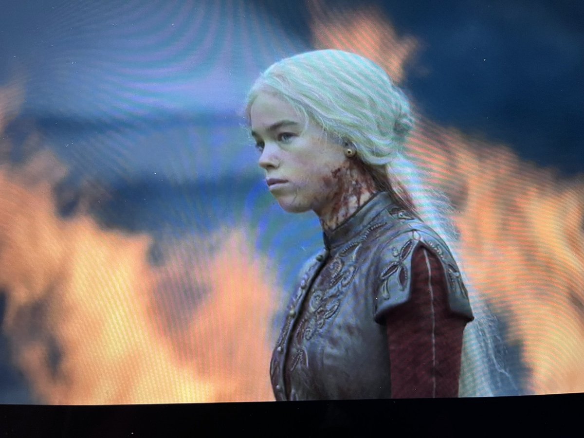 LindnerStephan's tweet photo. @HouseofDragon Fire &amp; Blood 👌 https://t.co/JpXfNxZwMK