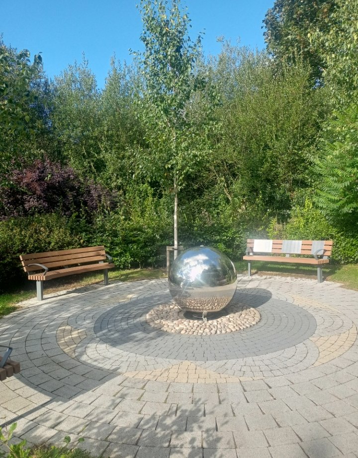 Greeneyes4228's tweet photo. #gardenofreflection #Lisburn Thank you for providing this space. Small gesture, big impact ❤️ https://t.co/9WXVVyrH2q