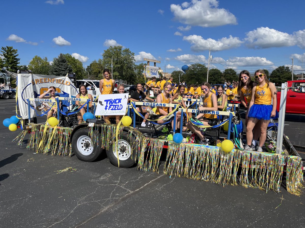 CoachFosterGC's tweet photo. GCHS Homecoming 2022! GCTF and XC! Go Cougars! ⁦@GCCougars⁩ https://t.co/IIGKpZ13U7