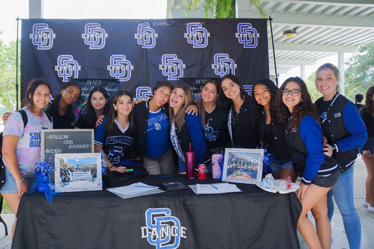 SouthDadeHS's tweet photo. Club Rush was a HUGE success! Here at SD we have OVER 50 + clubs you can join! Thank you to everyone who came out and to all our #BUCTACULAR club sponsors and club officers for making it happen! 💫#BUCNATION 🏴‍☠️@MDCPS @MDCPSSouth @miamimagnets @SuptDotres https://t.co/5pvdUwC1ts