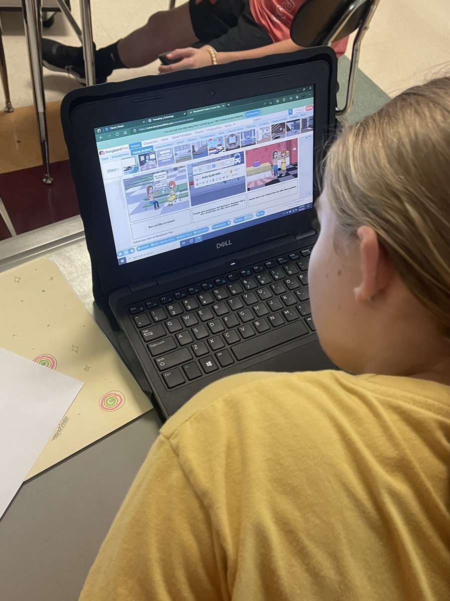 teenlifechms's tweet photo. 7th grade Teen Life students are creating Storyboards to illustrate and demonstrate characteristics of healthy friendships. #youvegotafriendinme #literacyrocks https://t.co/K0lAq1M7ZH