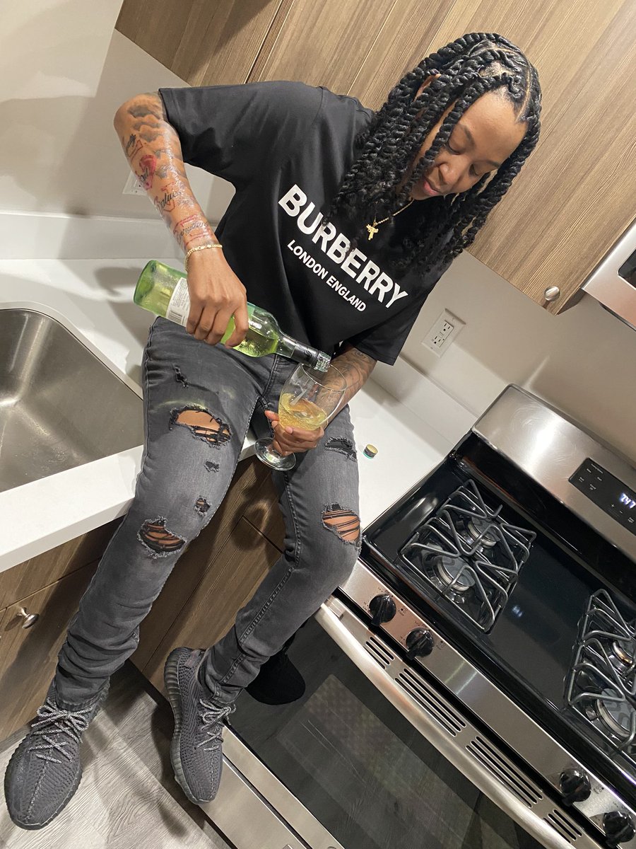 baller13_'s tweet photo. https://t.co/Ihr9i4RX53