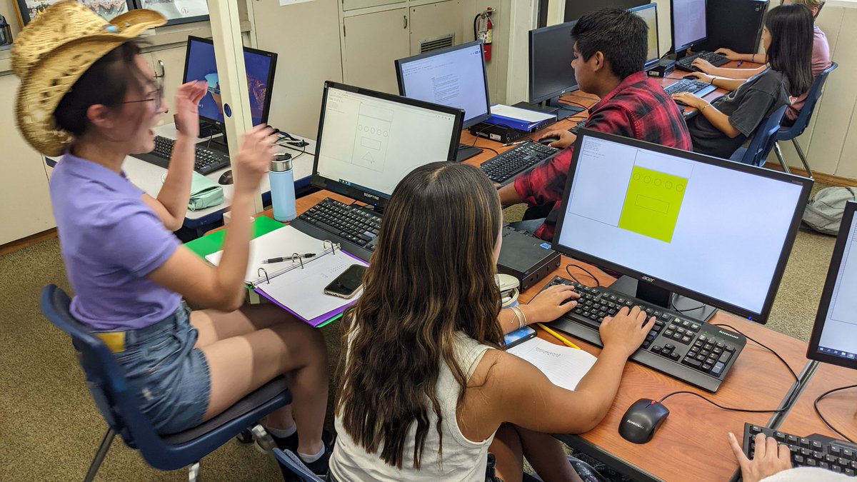 kickrg's tweet photo. Trees and graphics and Internet, oh my!  #APCSP filling their journals with powerful computer science concepts.
@CSEdResearch @CSTA_IE @csteachersorg @CSforALL @CSforAllTchrs @CSforCA @CSForIL @ChiSubCSTA @CSforSuccess https://t.co/gEHc2oFnWV
