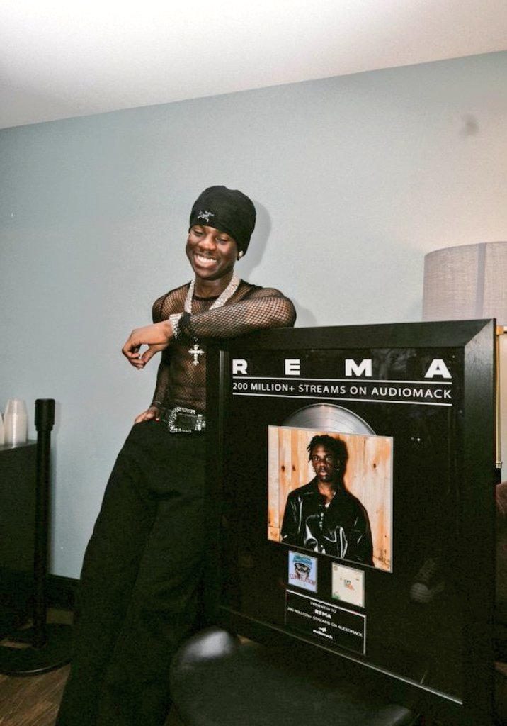 mind_of_kenzee's tweet photo. #Rema over 200 million streams on audiomack🦅 #roundtour https://t.co/B1vvolSKWP