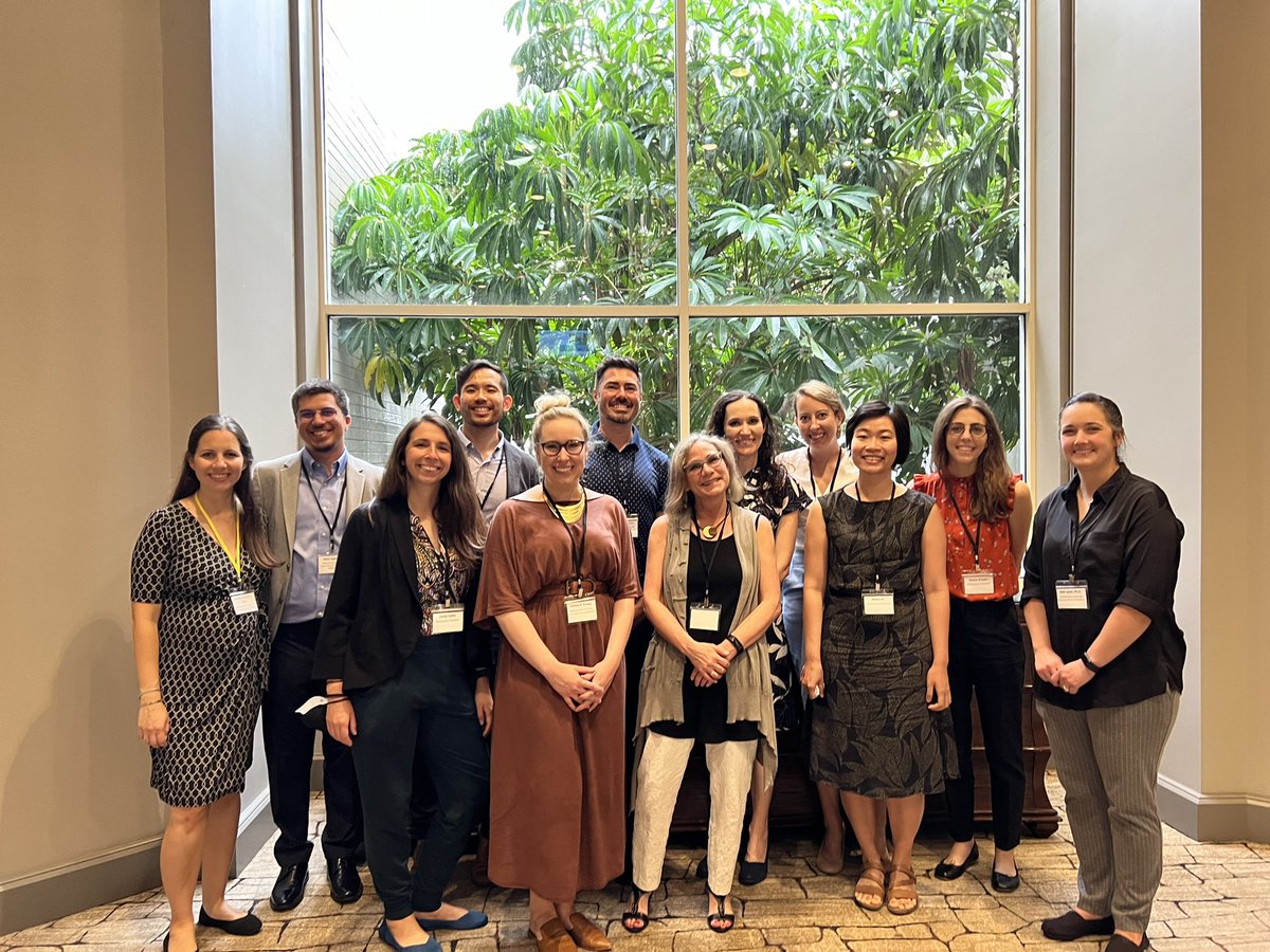 Amazing representation from #ImpSci researchers at @NUFeinbergMed at #SIRC22. @ISGMH @ThirdCoastCFAR @nu_ipham @MSSatNU @NMPsychiatry in the house! 👋