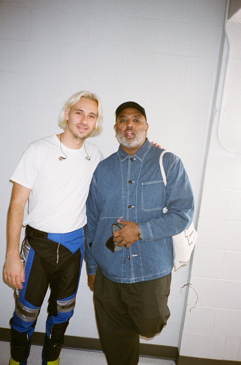 .<a href="/flumemusic/">Flume</a>: want to remix Say Nothing?
us: say less!

🎵 flu.me/remix2