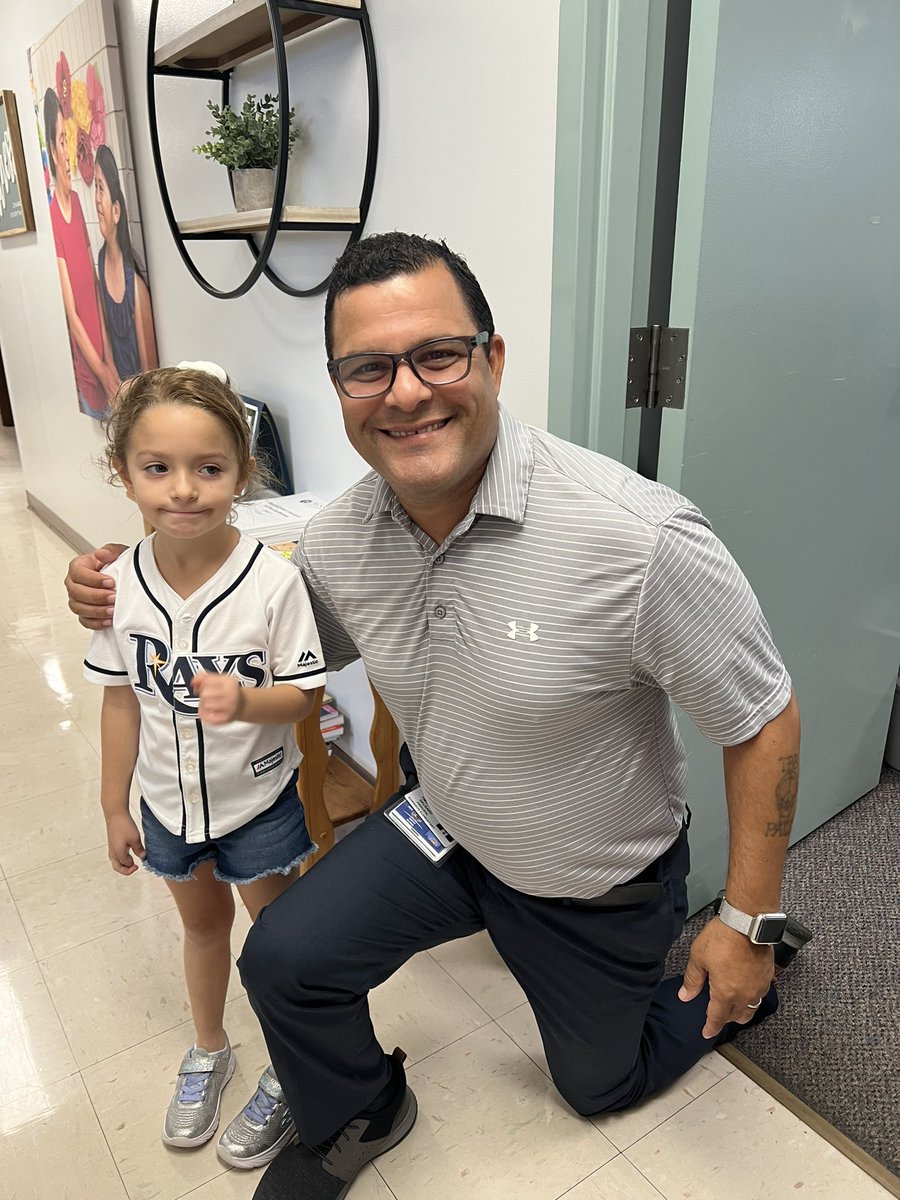 Robinson Elementary tweet media