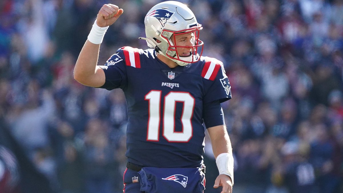 patsFML's tweet photo. Is Mac Jones’ tenure in New England already coming to an end? Sources from Kam’s camp would not be surprised if he’s a Patriot at seasons end. 

“Bill’s not here to groom Mac, and even though he will not tell us, we believe Kam doesn’t fully trust Mac”-Unnamed Source @FMLReport https://t.co/WUj9HxkRT6