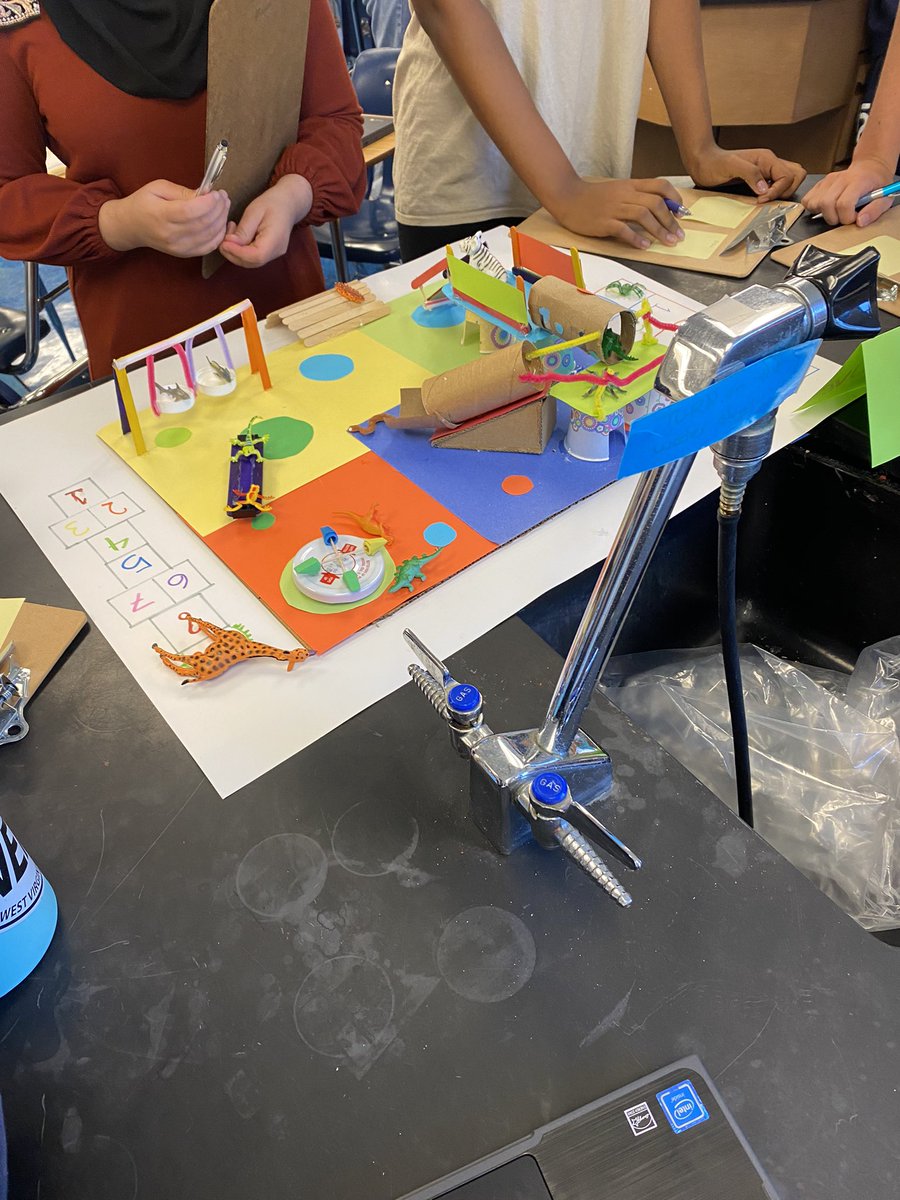 ACHS STEM Academy 9 tweet media