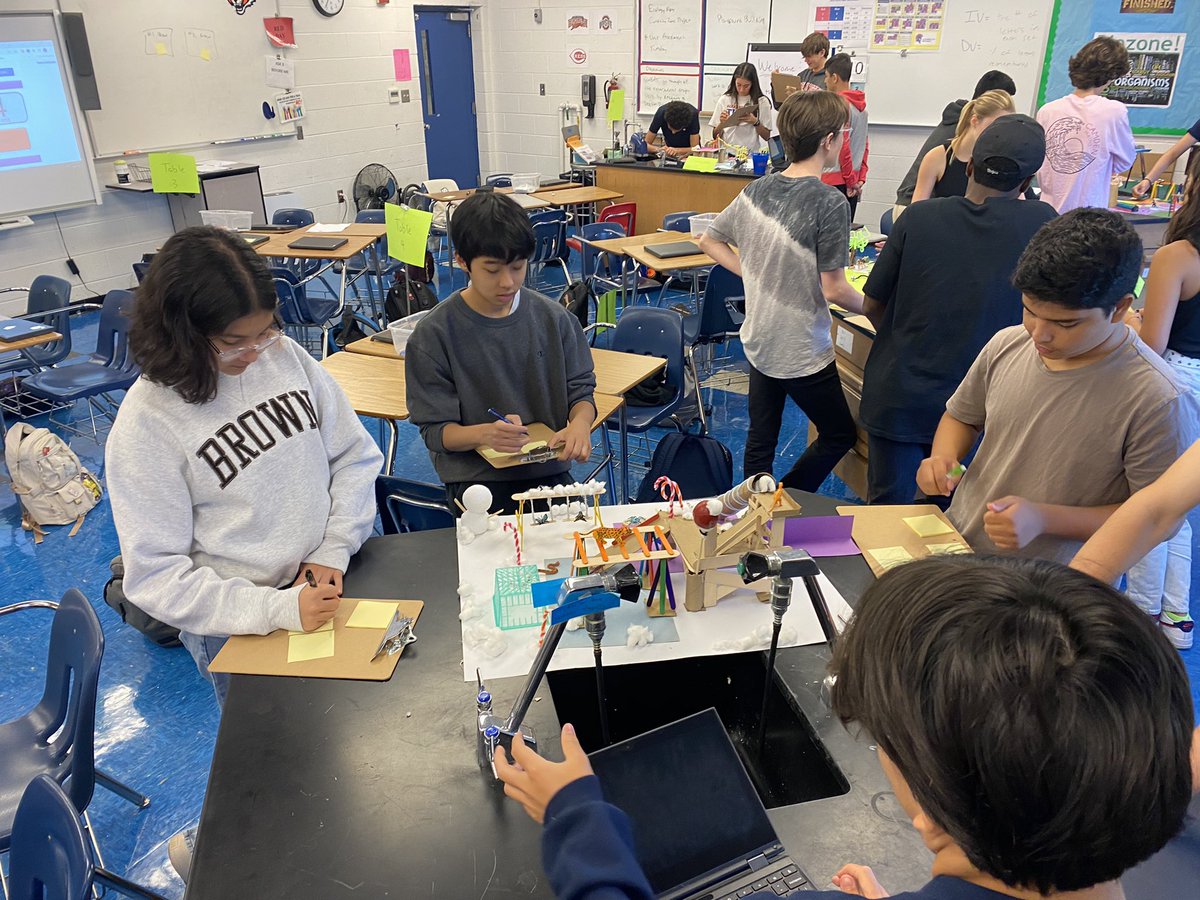 ACHS STEM Academy 9 tweet media