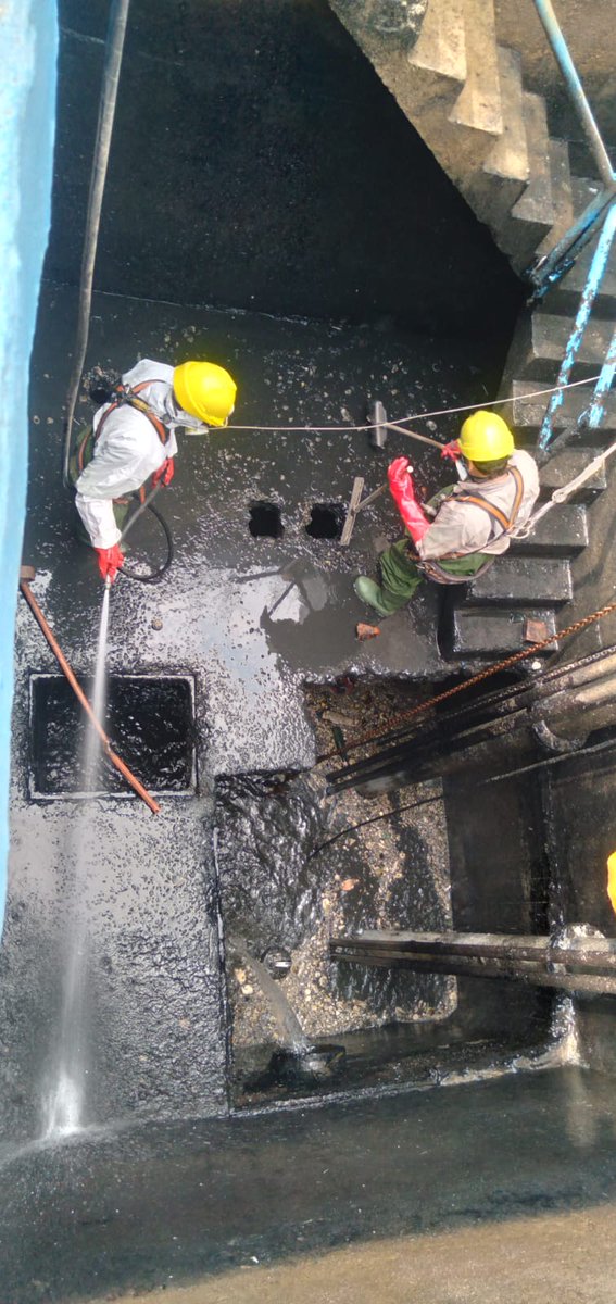 chacosameep's tweet photo. 🚧 Operativos para mejorar el servicio #cloacal en #Resistencia
 👷🏼‍♂️ Realizamos la limpieza en la Estación de Bombeo del Bº España 🕳️ 
📍Av. Marconi y Fray Bertaca. https://t.co/oKoLfDeW98