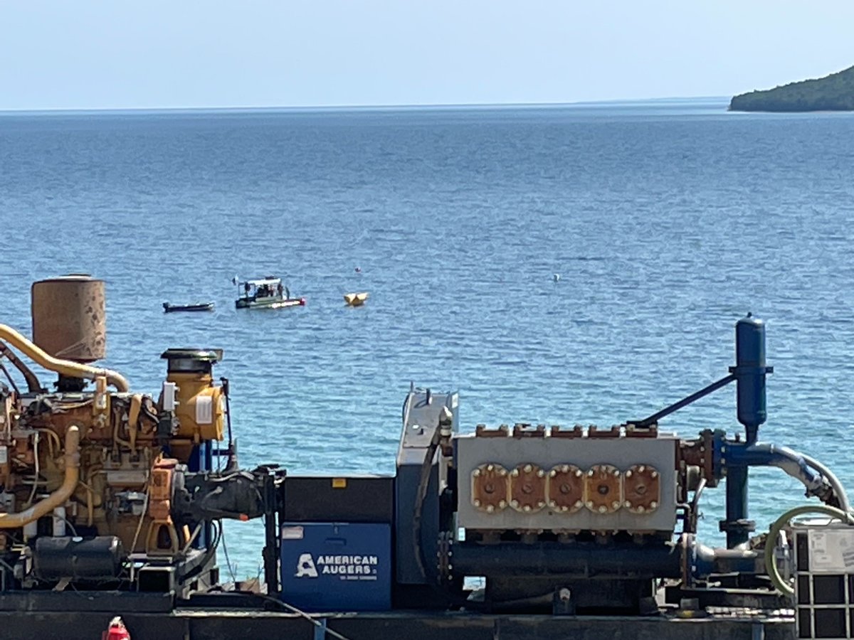 earthboring's tweet image. What a great day to be by a lake! 

We are driving fresh water intake for the Chippewas of Awash First Nations.  If you look close you can see divers locating our drill head.

It has been great seeing this beautiful area and meeting some incredible people inside the community!