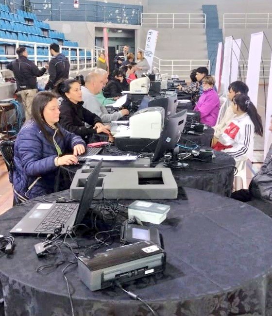 MinisteriodeGob's tweet image. ℹ️ Mas de 600 vecinos y vecinas de #VillaMercedes realizaron trámites en el #OperativoDNI de manera gratuita. Se tramitaron 313 actas de nacimiento. 
El 15 y 16/9 nuevo operativo en V.M
@SanLuisGob1
#SanLuisNosUne #RegistroCivil #DeLaPeriferialCentro