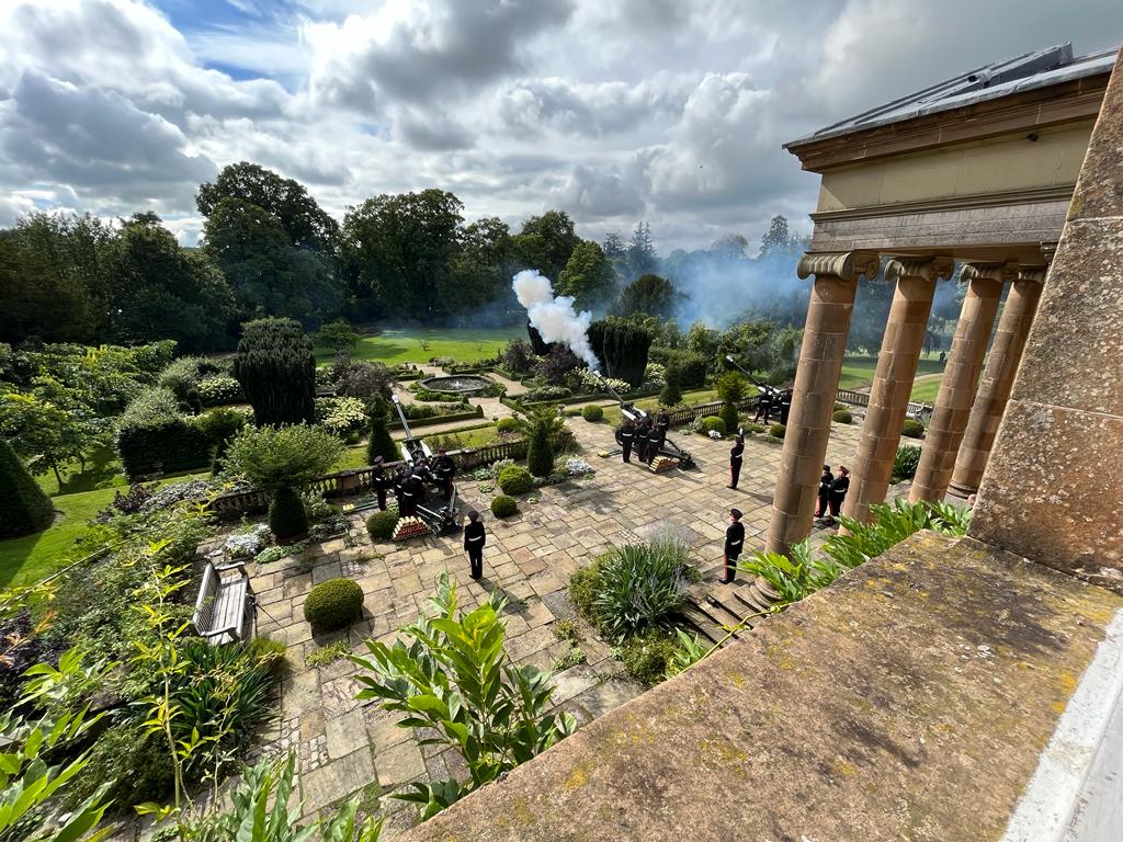 HRP_palaces tweet picture