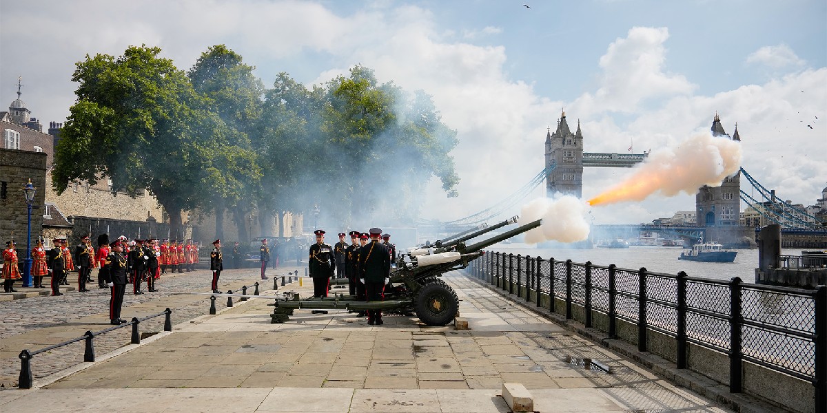 HRP_palaces tweet picture