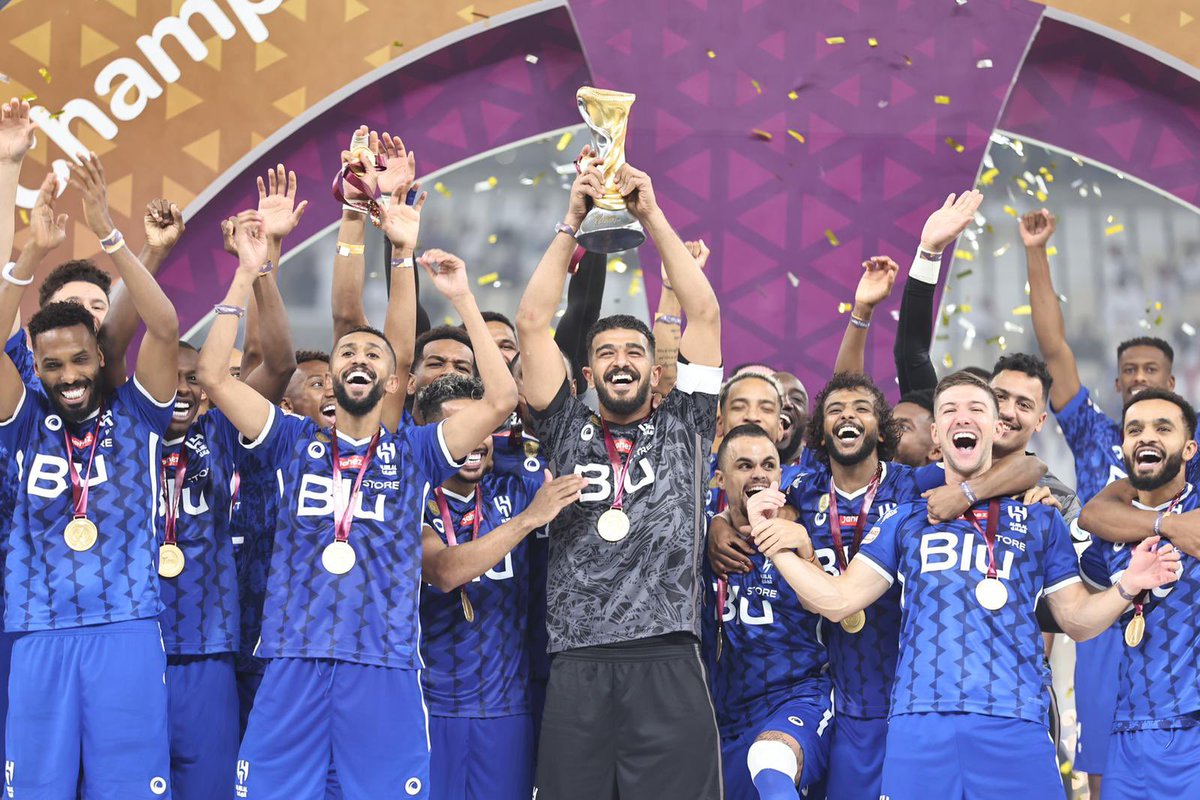 roadtoqatar's tweet photo. ليلة من ذهب!
 🔵مبروك للهلال السعودي  🔵
شكراً من القلب لكافة شركائنا الوطنيين والاستراتيجيين في مساهمتهم الثمينة لإنجاح بطولة كأس سوبر لوسيل، كما نودّ أن نشكر المشجعين على حضورهم لمشاركتنا هذا الحدث الرائع

#عالوعد في ٢٠ نوفمبر https://t.co/C448svQvRq