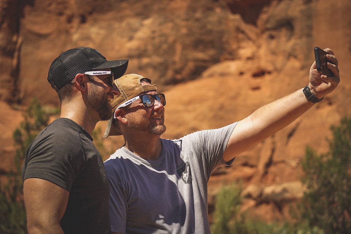 GoDaddyLife's tweet photo. When coworkers turn into hiking buddies!
Jason Swencki and Colin Eckert caught up hiking Cathedral Rock in Arizona.
#GDFIT #GoDaddyLife #Hiking https://t.co/rH353XcrCo