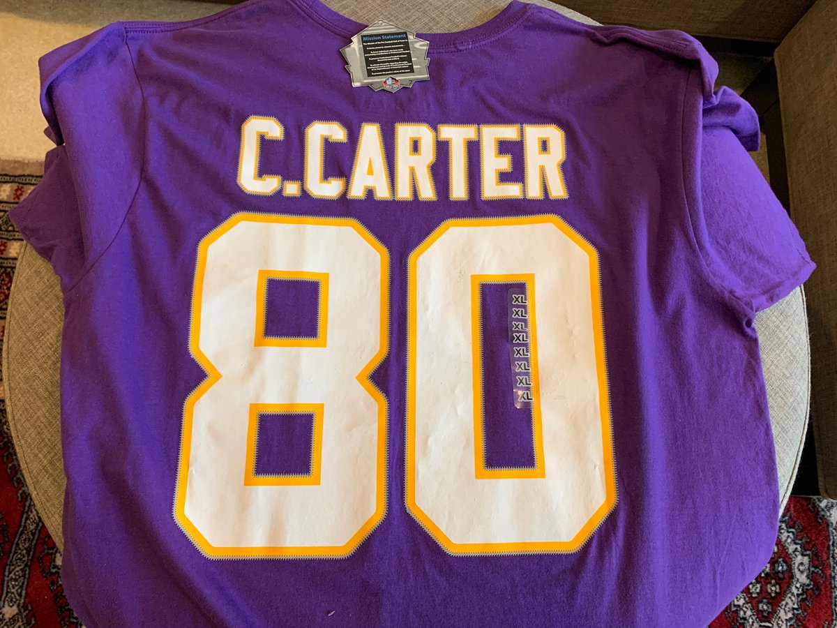 asiddiqui15's tweet photo. RT for a chance to win this XL Hall of Fame Cris Carter T-Shirt.

Winner will be selected right before kickoff 9/19. #vikings https://t.co/oiax0fIoPT