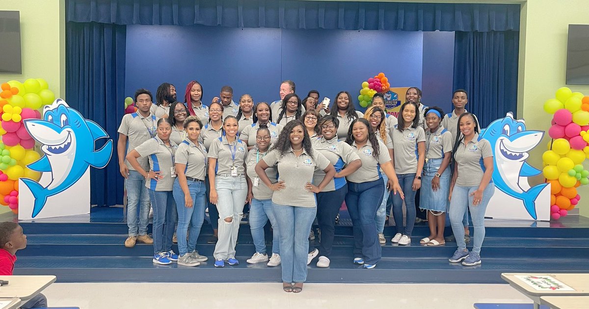 VernickaMurray's tweet photo. Soliiiiiiiiiid as they come! @WashingtonElem5 https://t.co/KRNBSEuCvj